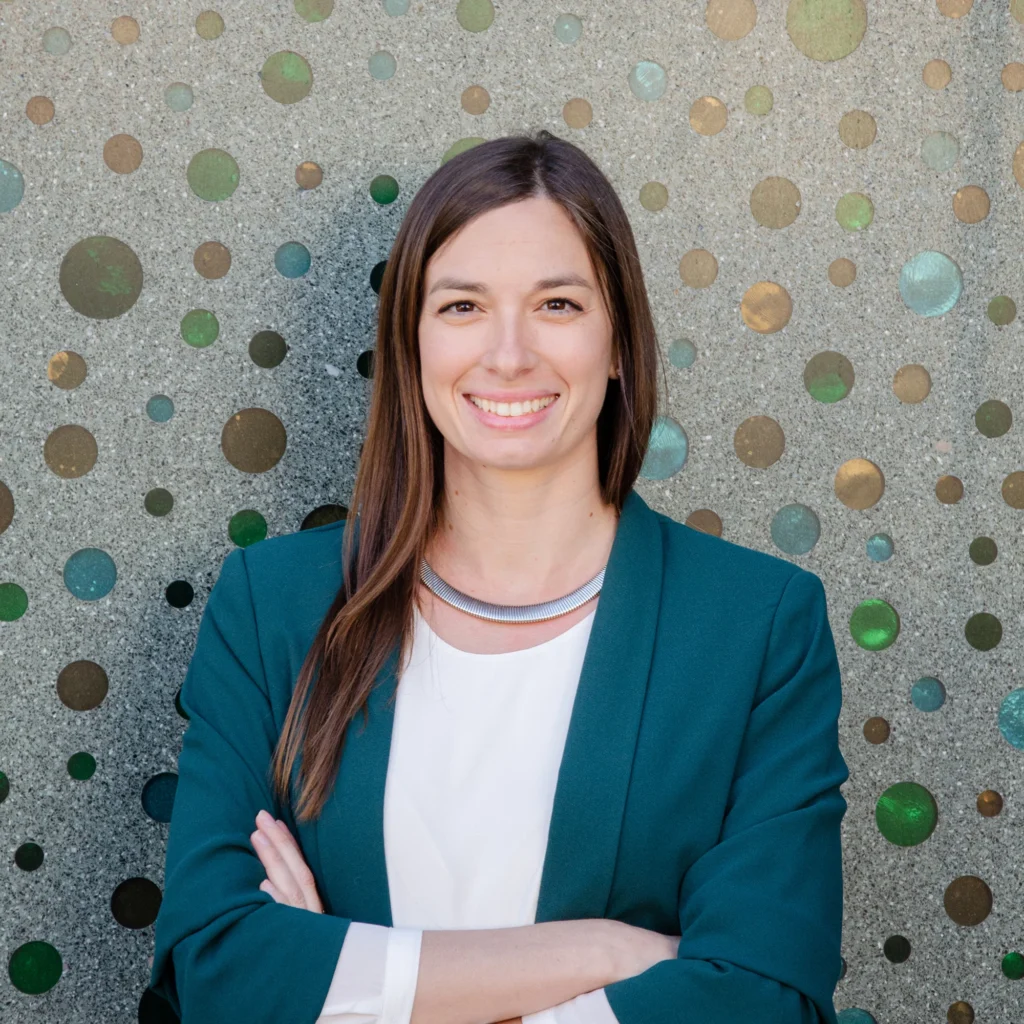 Portrait of Erika Ruiz, founder, architectural visualizer and creative director of PLEM Visual Tales studio